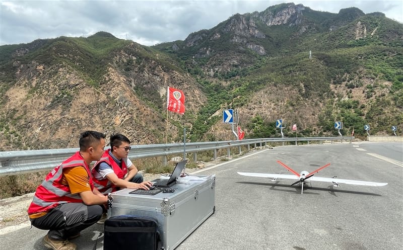 攀西公司织好地灾防治“防护网”，，，，，打好抗震救灾“自动仗”