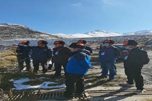 青海省推动黄河流域生态；；；；； 和高质量生长向导小组到海鑫矿业 举行尾矿库治理事情专项调研