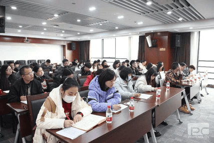 核西南建设集团纪委开展财务职员清廉教育提醒会  