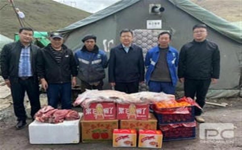 华锋钻探深入项目一线，，，，，协力攻坚破难题